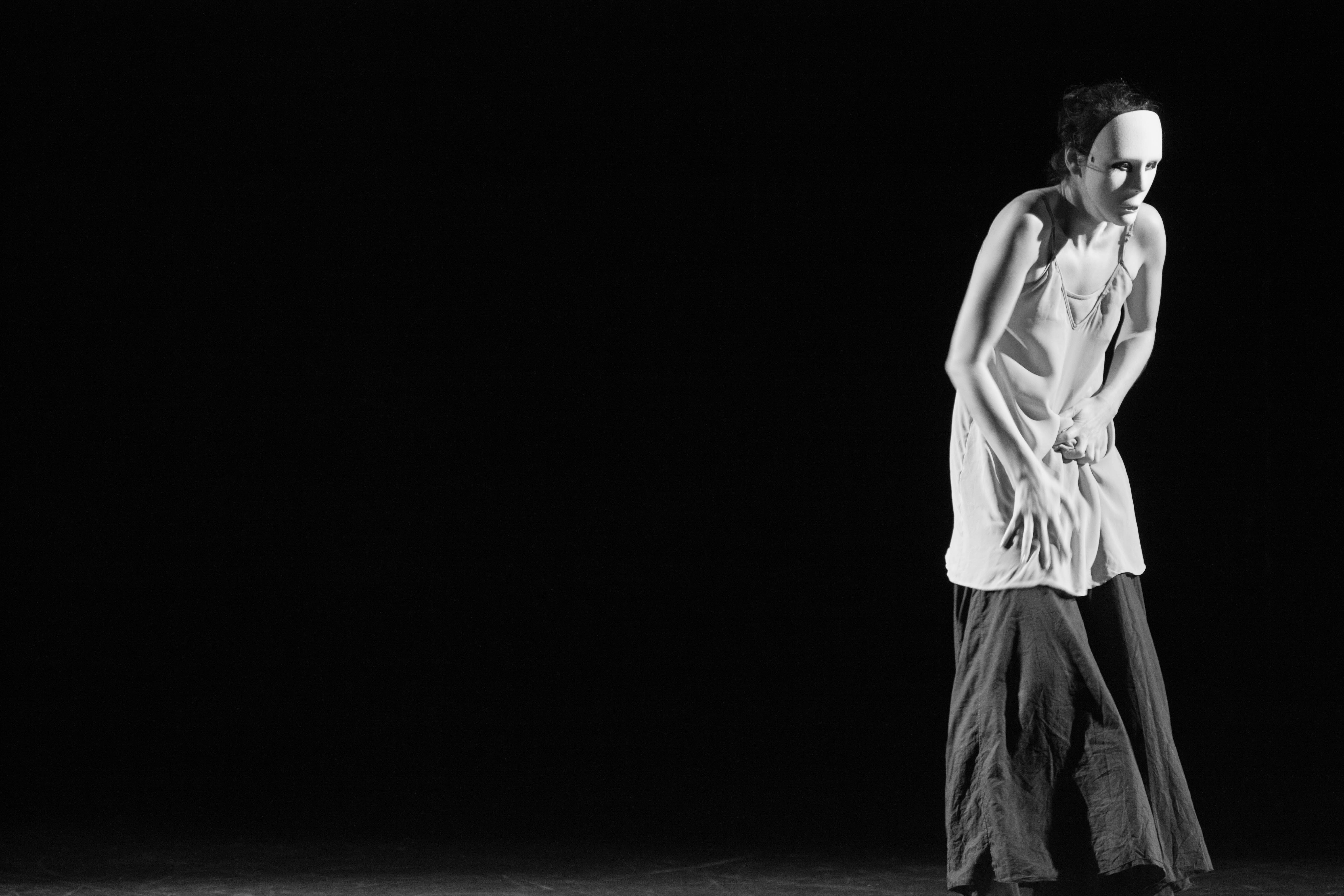 Marie-Louise Crawley performing Myrrha for Avid for Ovid, 2015